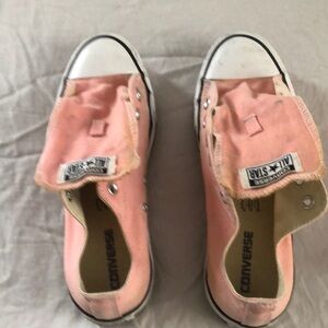 Converse Pink Canvas Sneakers Classic Low-Top Design